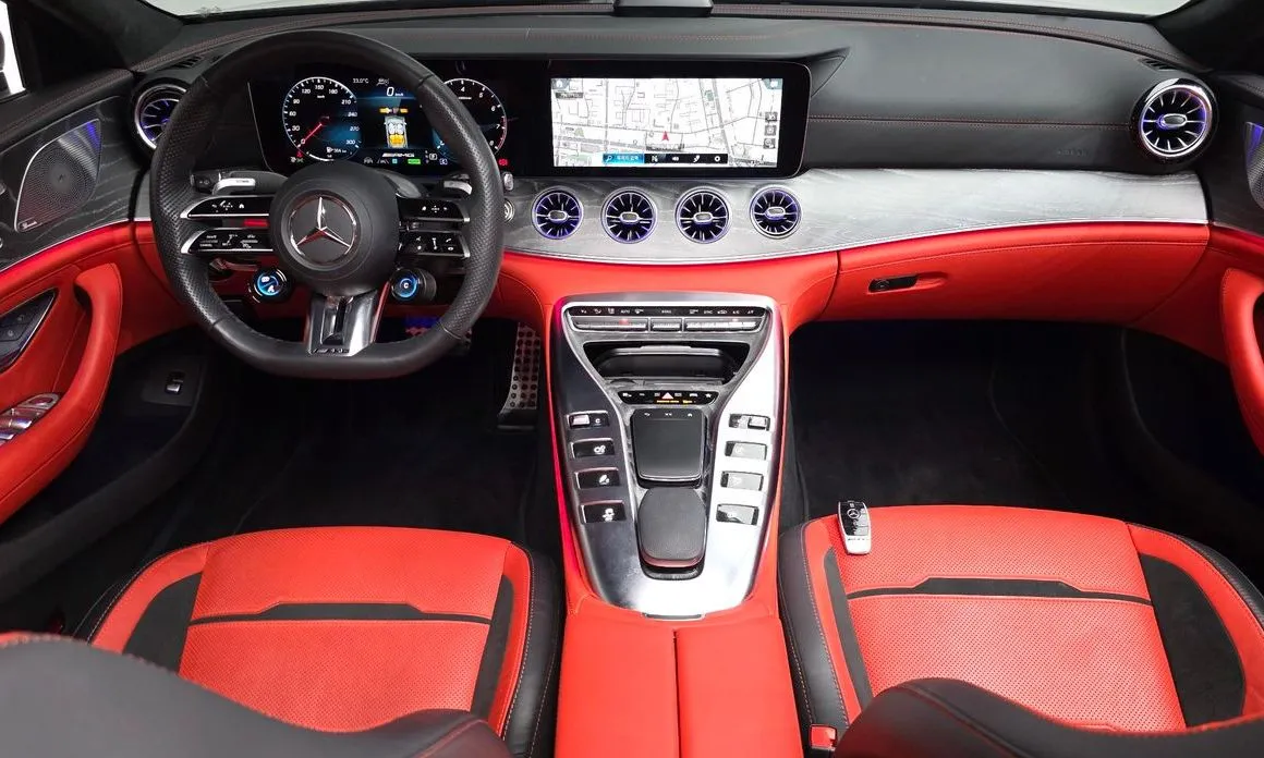 Mercedes-Benz AMG GT — фото 10