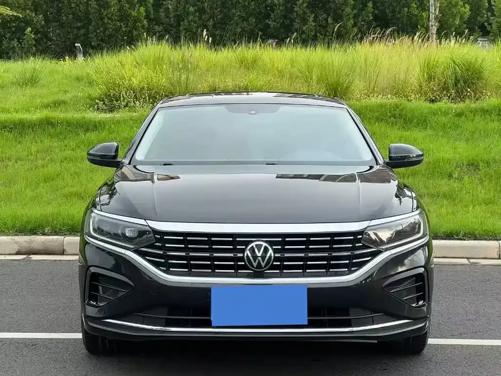 Volkswagen Passat — фото 2