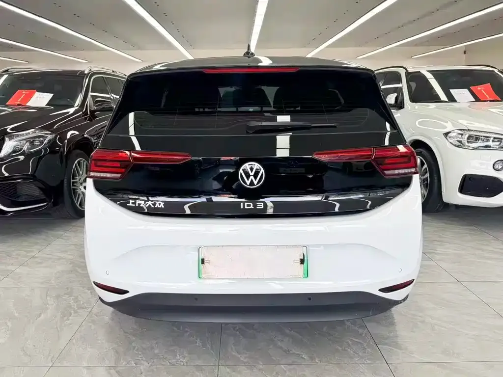 Volkswagen ID.3 — фото 4