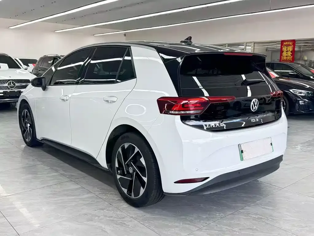 Volkswagen ID.3 — фото 5