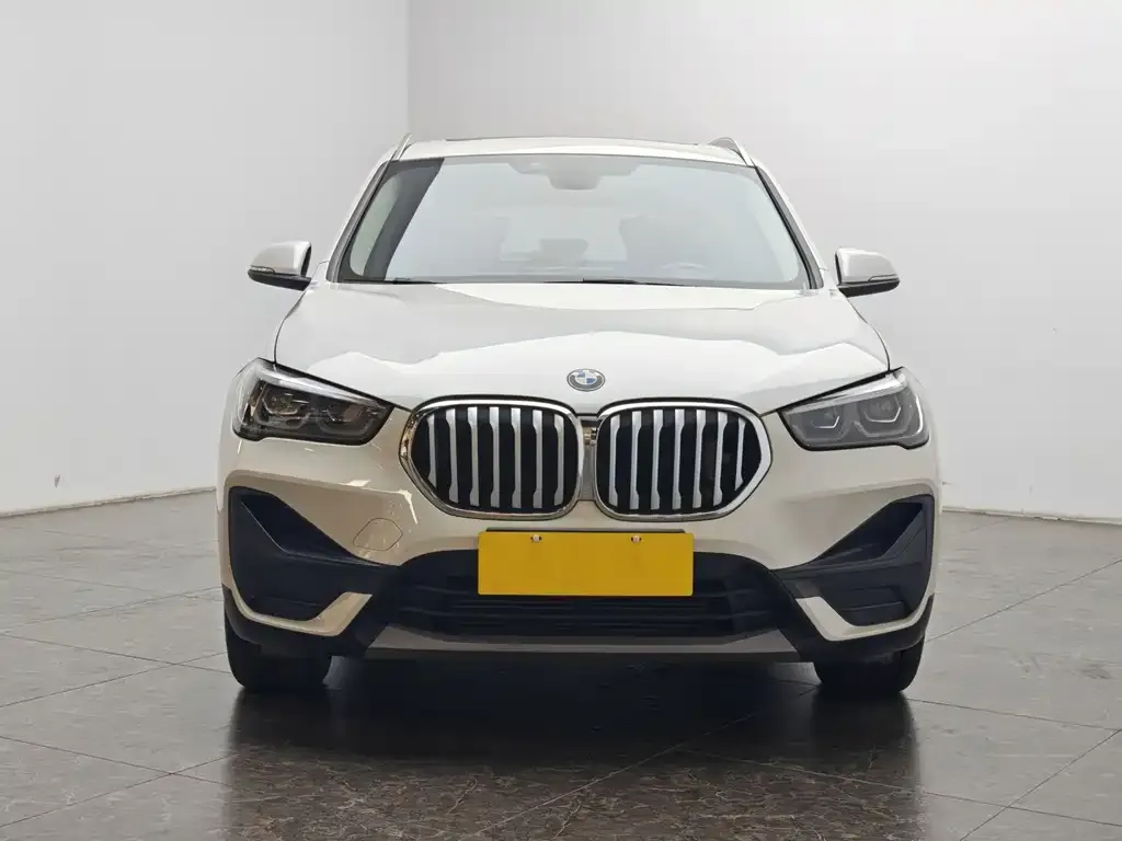 BMW X1 — фото 3