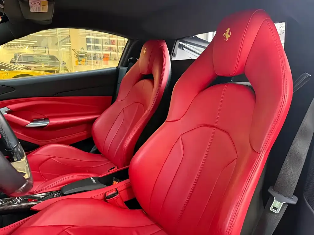 Ferrari F8 — фото 4