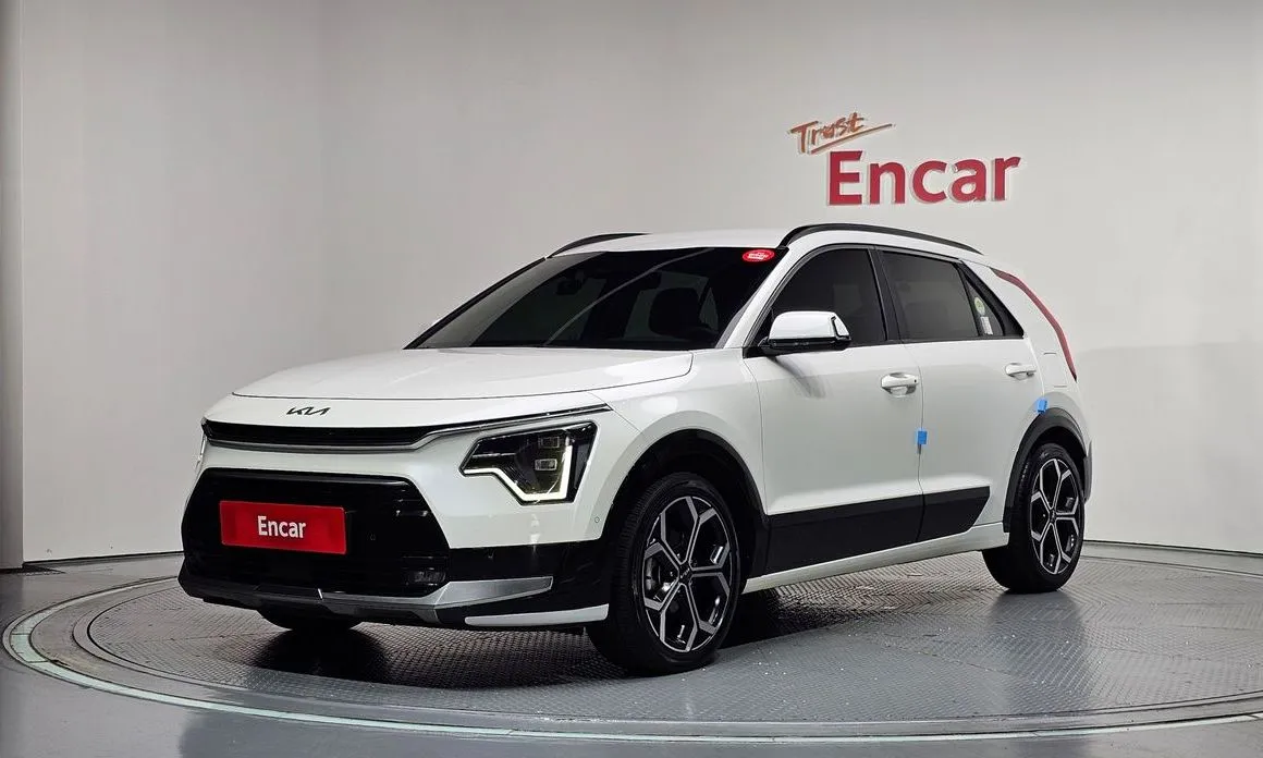 Kia Niro — фото 1