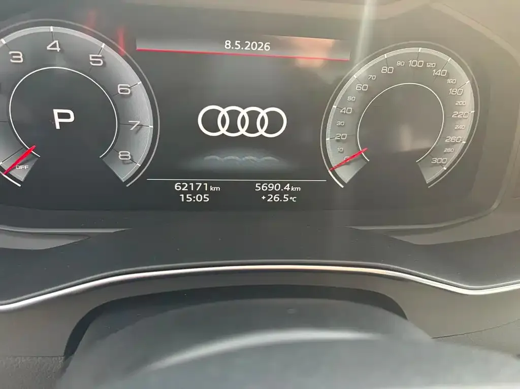 Audi A6L — фото 5