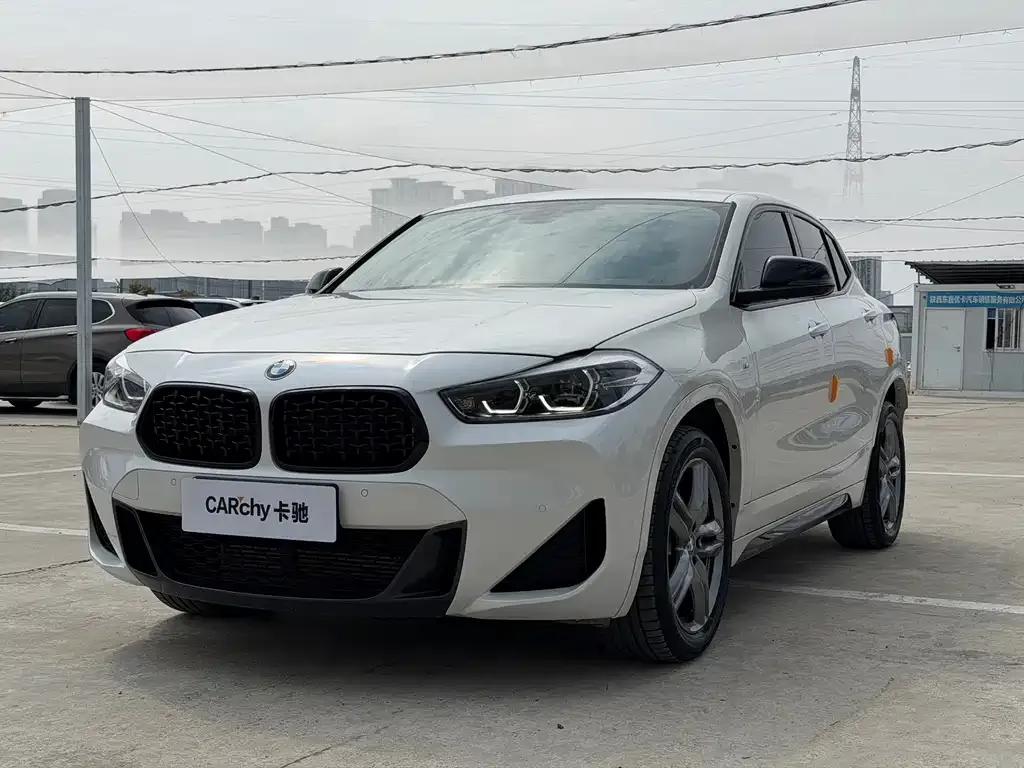 BMW X2 — фото 1