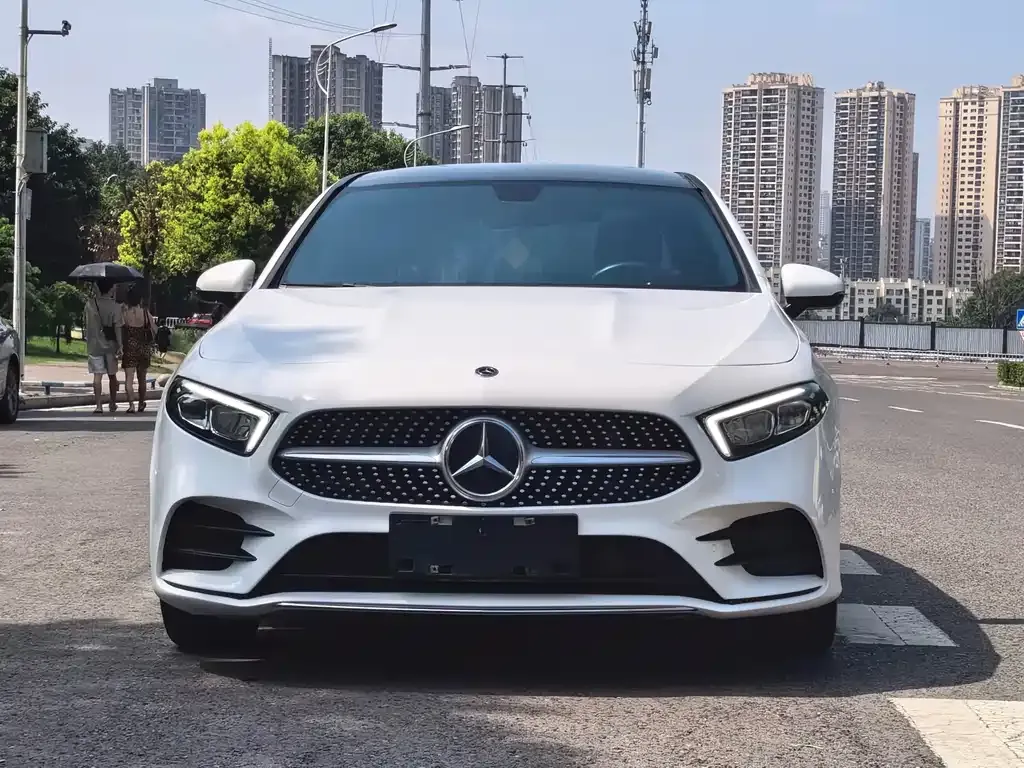Mercedes-Benz A-Class — фото 7