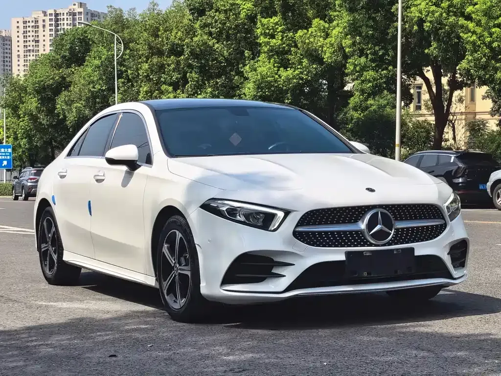 Mercedes-Benz A-Class — фото 6
