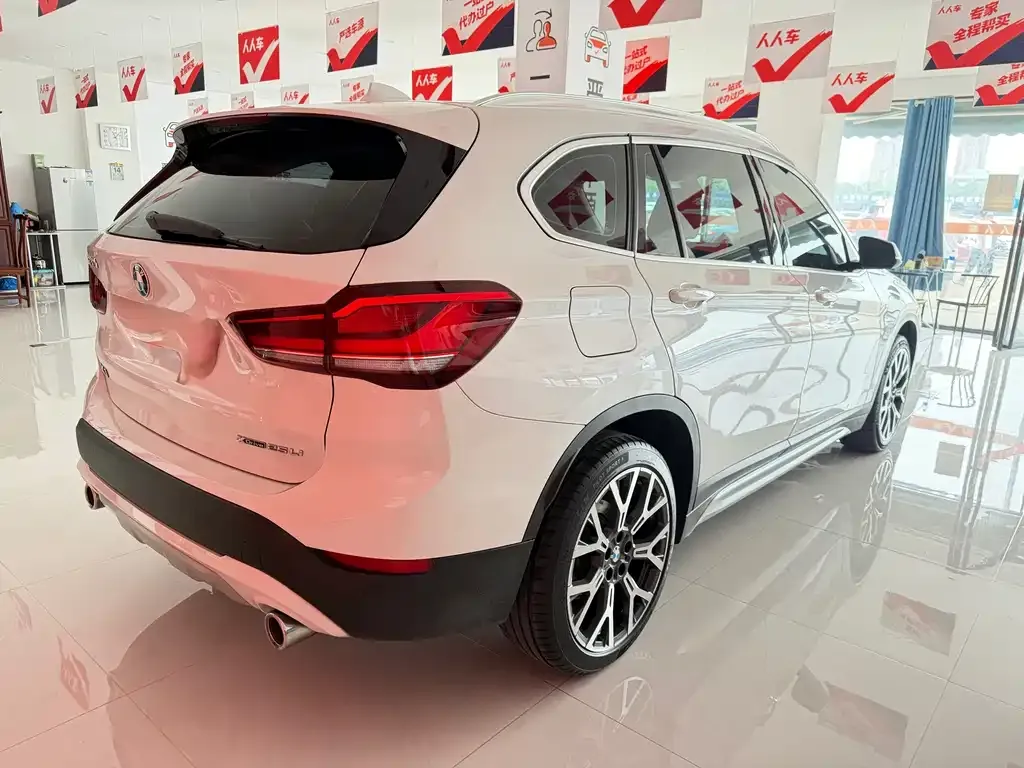 BMW X1 — фото 4