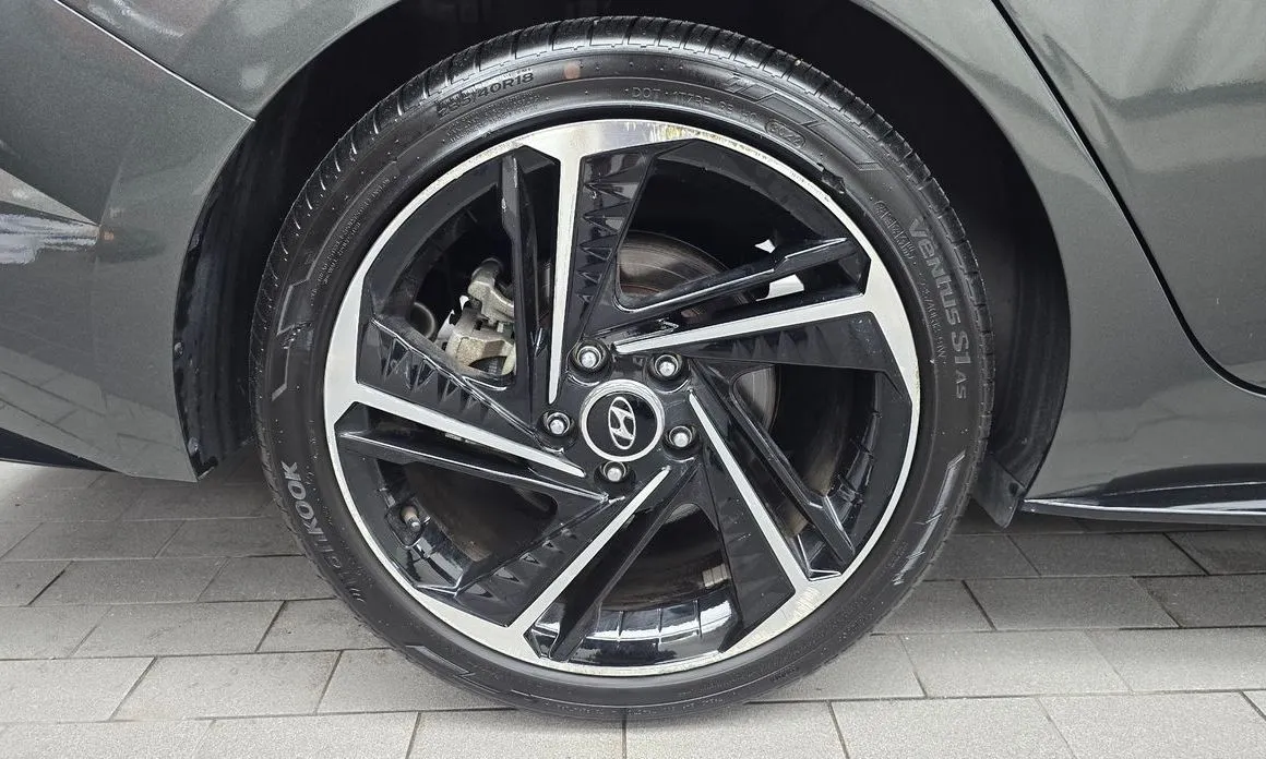 Hyundai AVANTE — фото 9