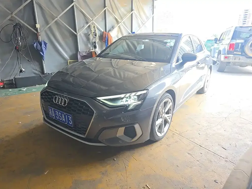 Audi A3 — фото 1