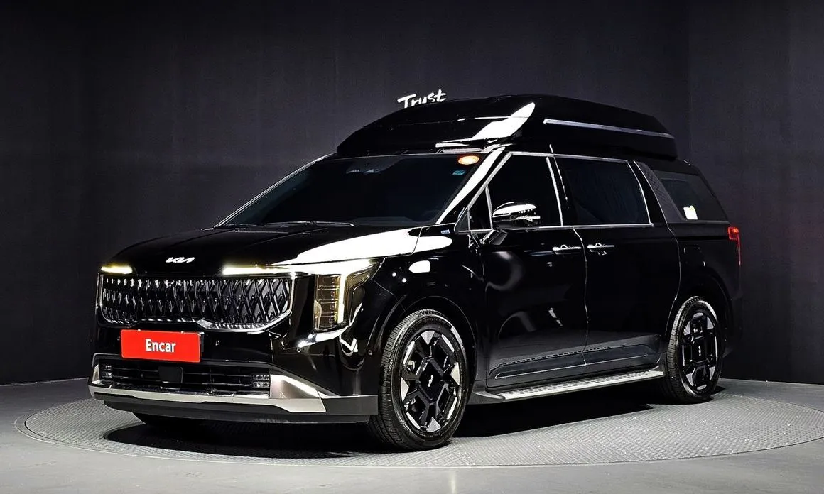 Kia Carnival — фото 1