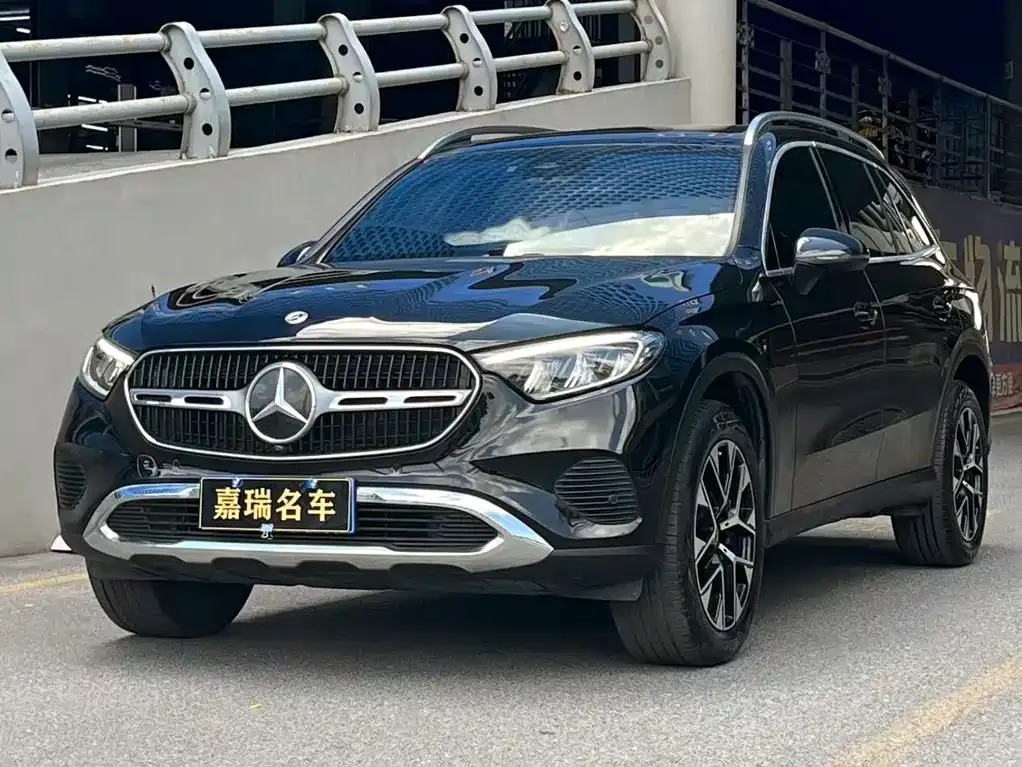 Mercedes-Benz GLC — фото 1