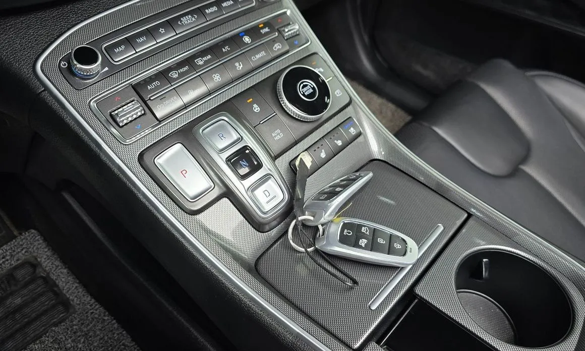 Hyundai Santafe — фото 7