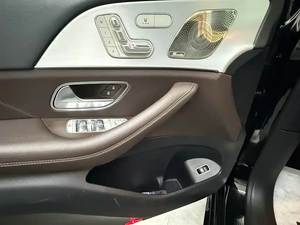 Mercedes-Benz GLE (Import) — фото 2
