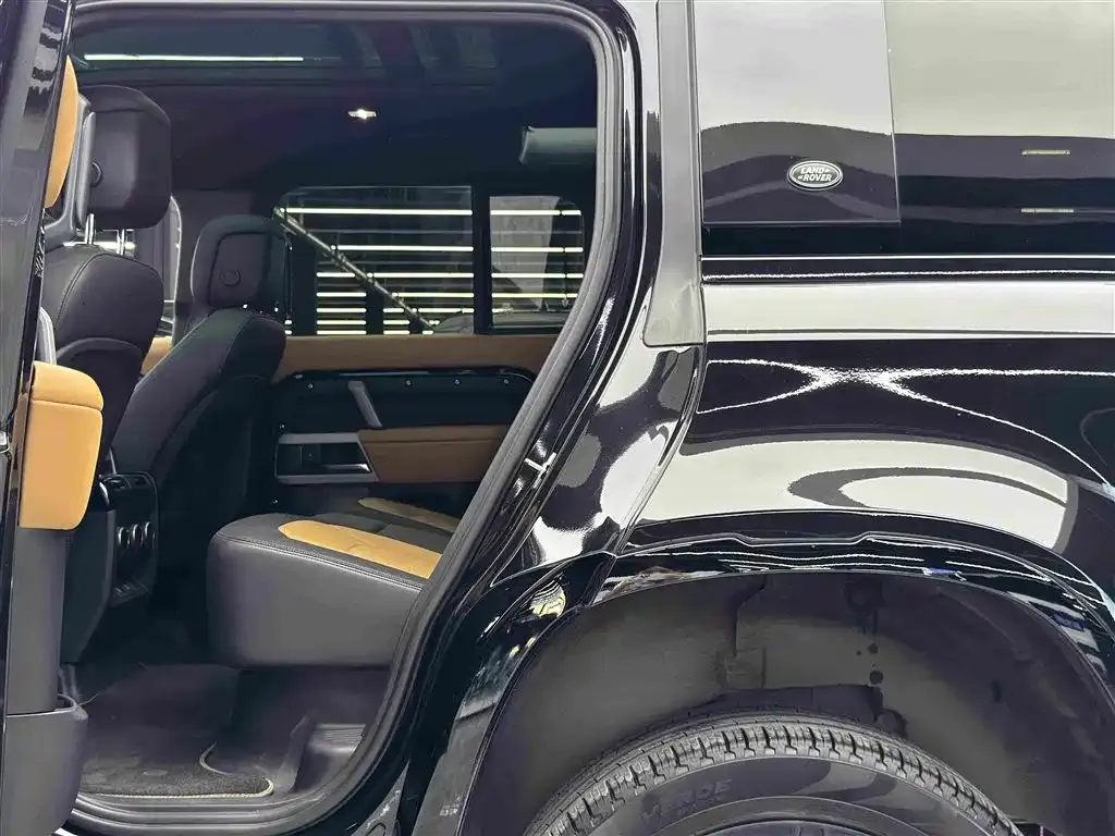 Land Rover Defender — фото 5