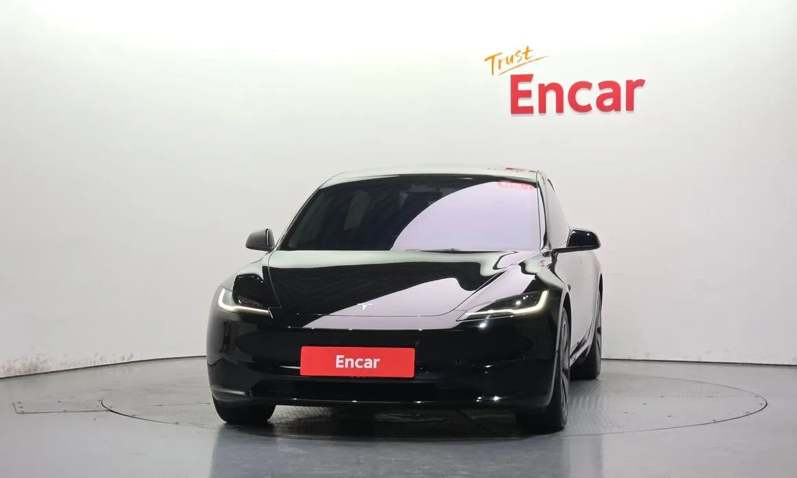 Tesla Model 3 — фото 3