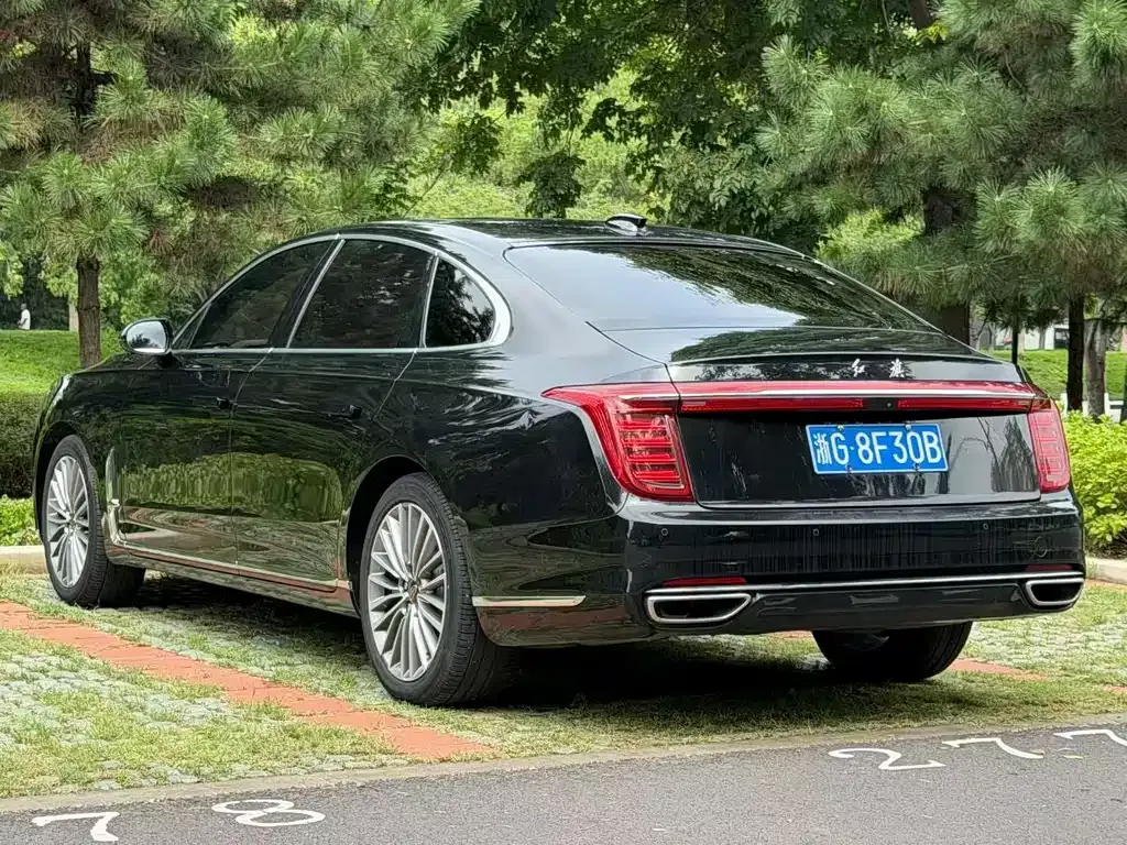 Hongqi H9 — фото 8