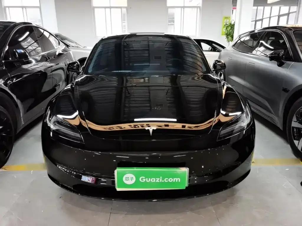 Tesla Model 3 — фото 3