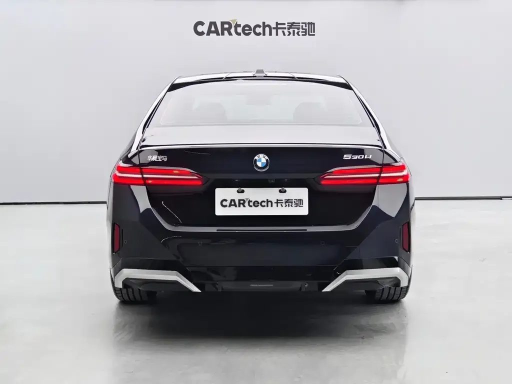 BMW 5 Series — фото 2