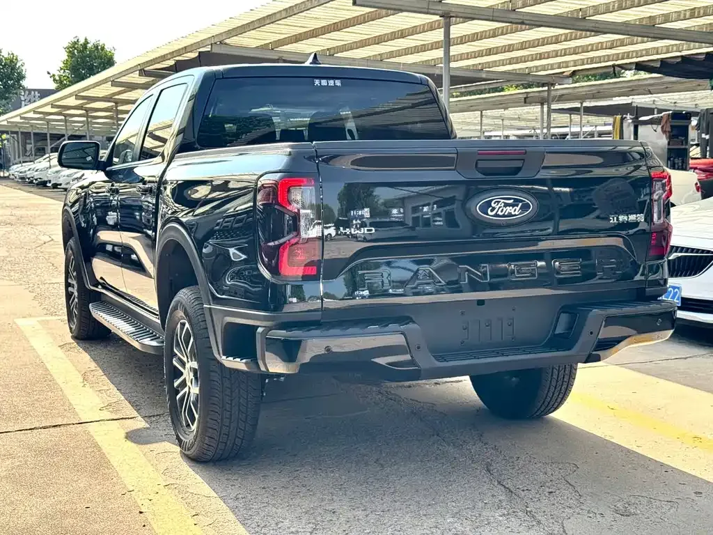 Ford Ranger — фото 9