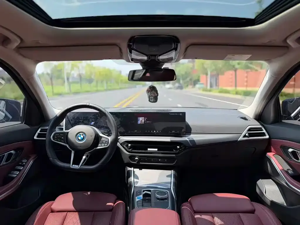 BMW i3 — фото 9
