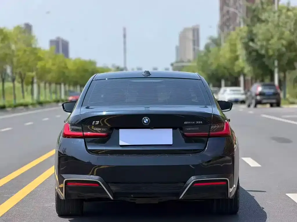 BMW i3 — фото 2