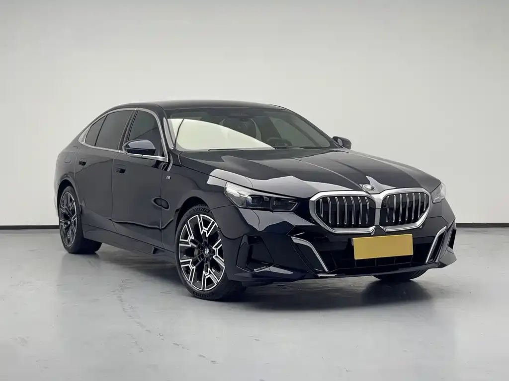 BMW 5 Series — фото 2