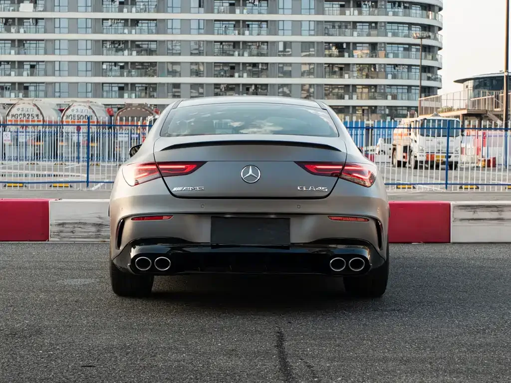 Mercedes-Benz CLA AMG — фото 7