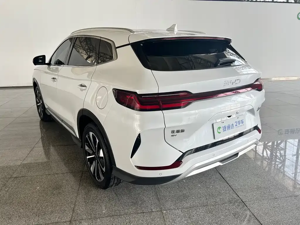 BYD PLUS New Energy — фото 9