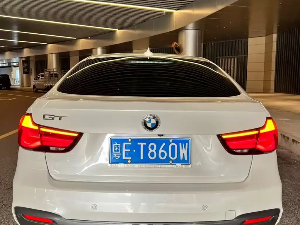 BMW 3 Series GT — фото 7