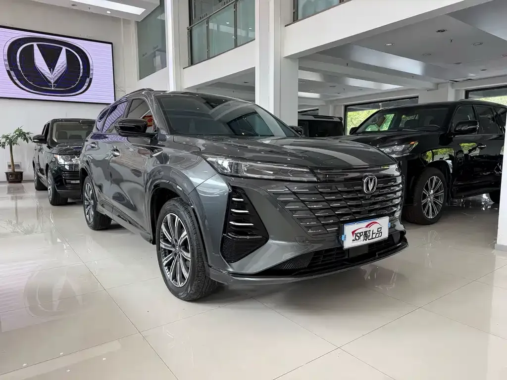 Changan CS75PLUS — фото 9