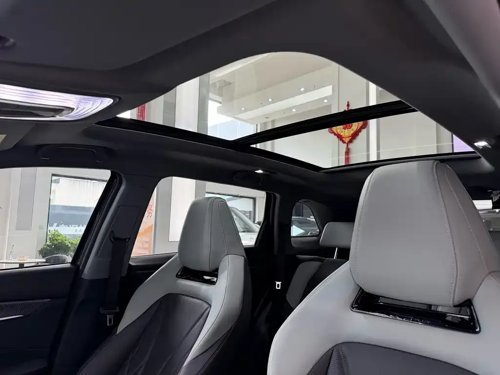 Changan CS75PLUS — фото 2