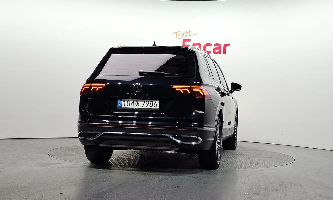 Volkswagen Tiguan — фото 5