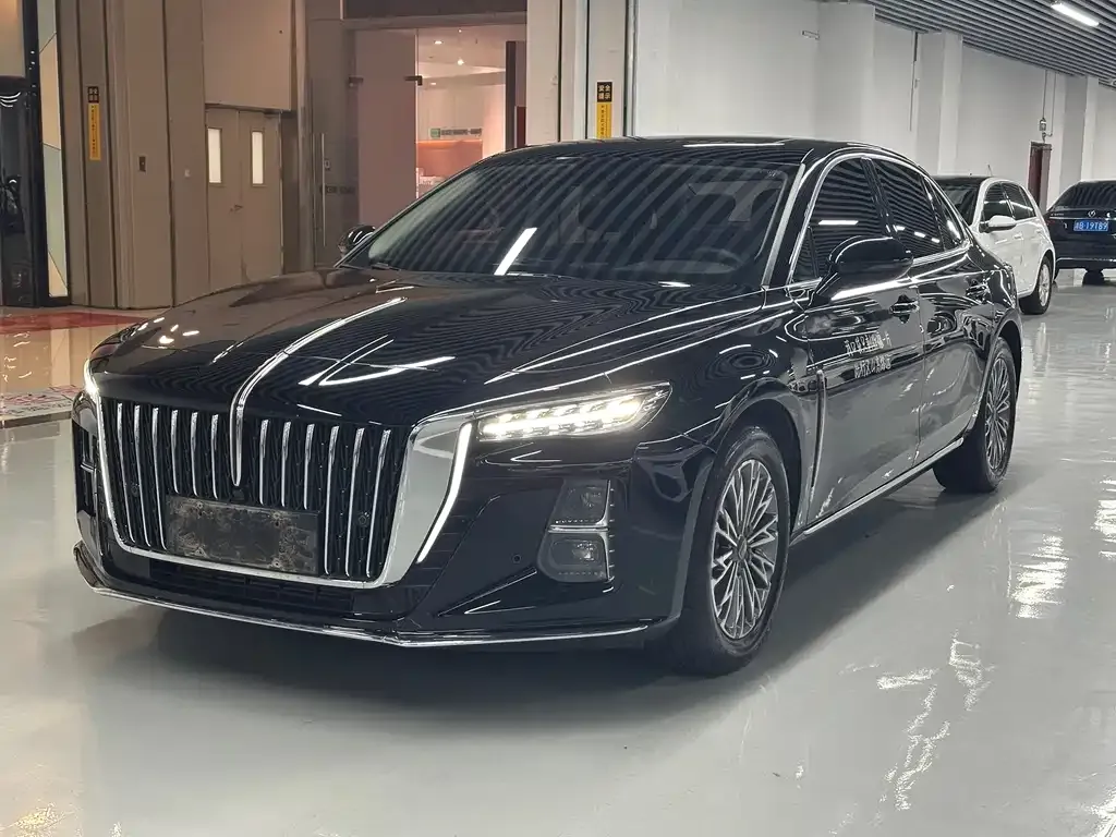 Hongqi H5 — фото 1