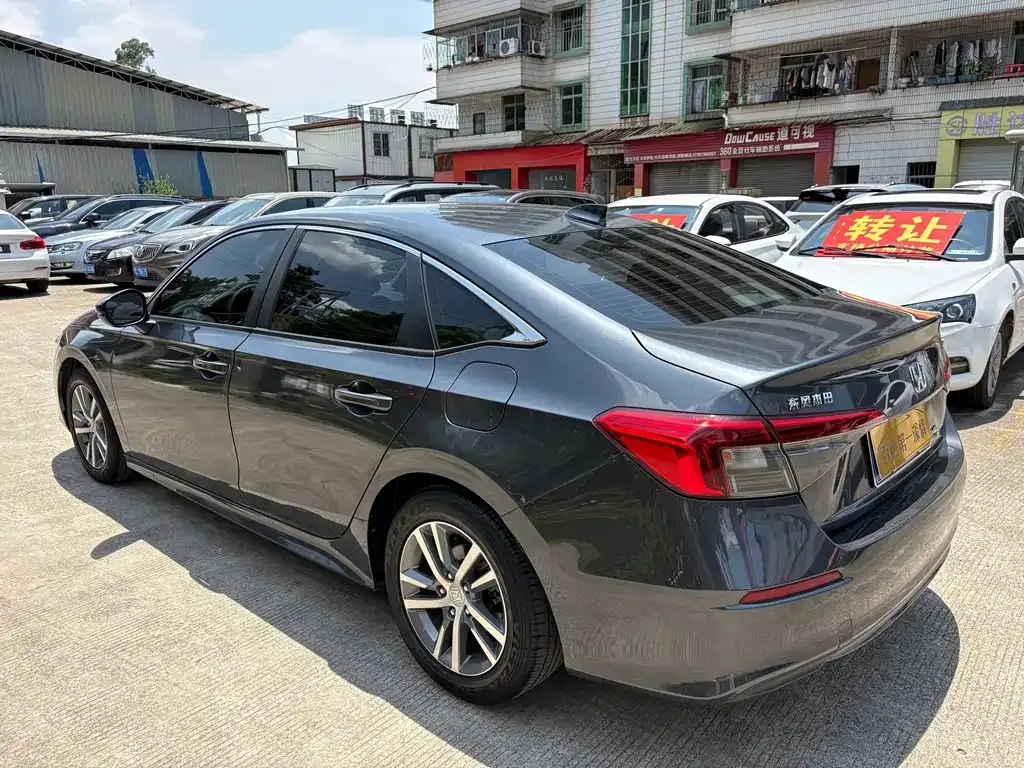 Honda Civic — фото 7