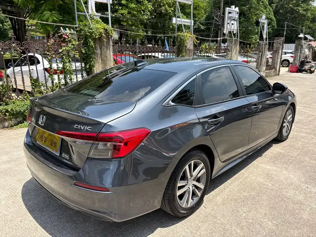 Honda Civic — фото 9