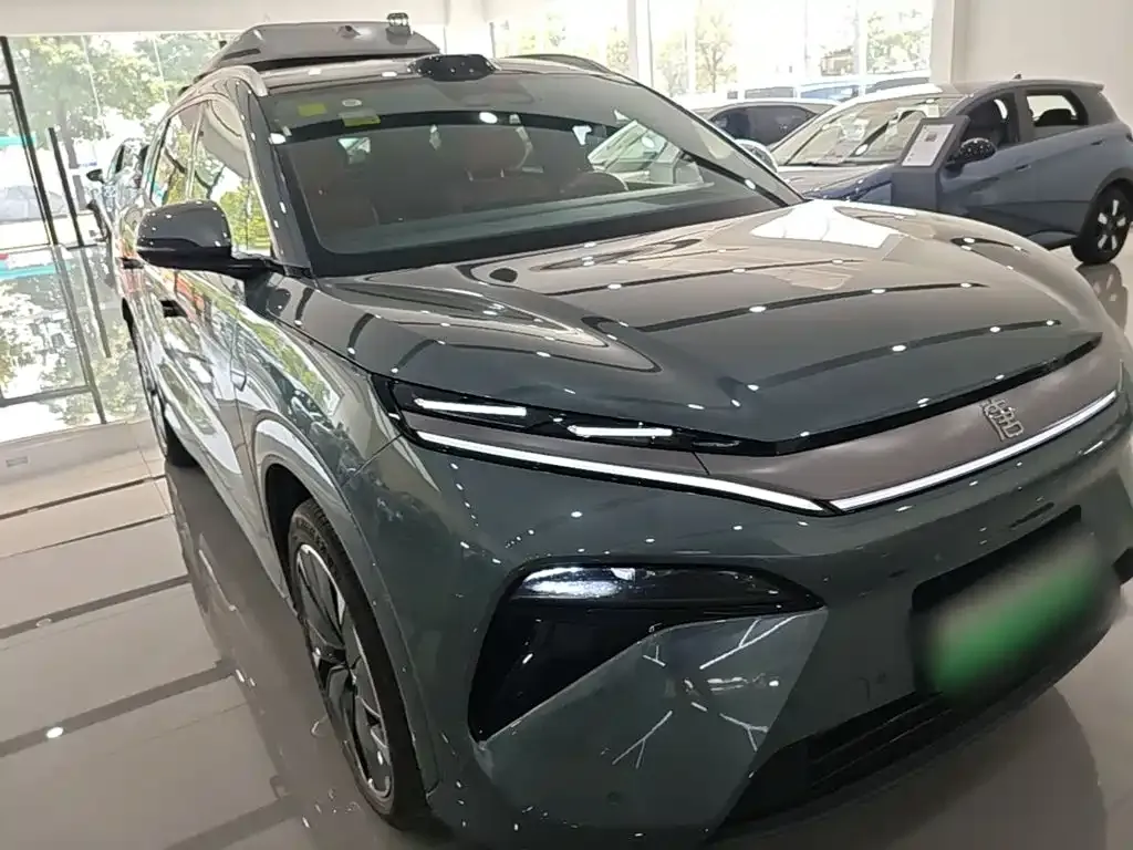 BYD Tang L — фото 4