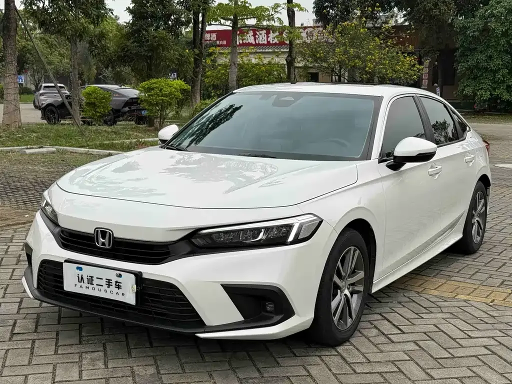 Honda Civic — фото 1