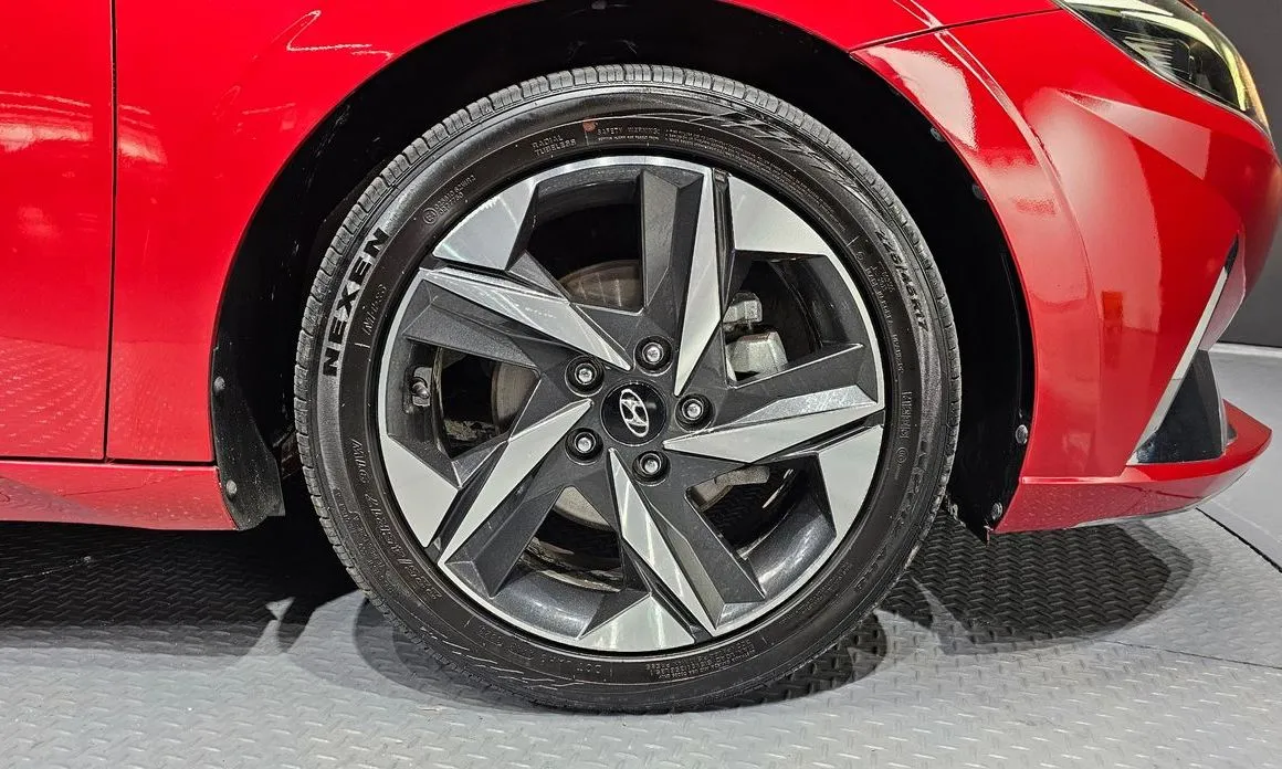 Hyundai AVANTE — фото 8