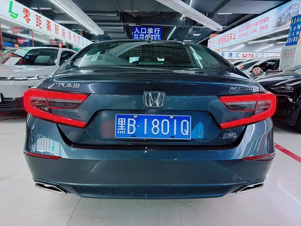 Honda Accord — фото 4