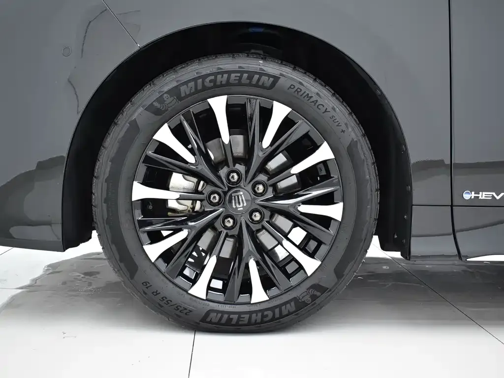 Toyota Vellfire — фото 6