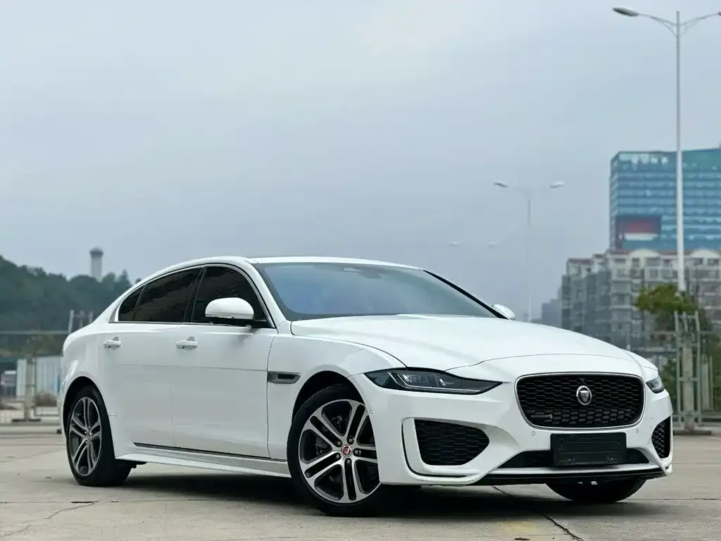 Jaguar XEL — фото 5