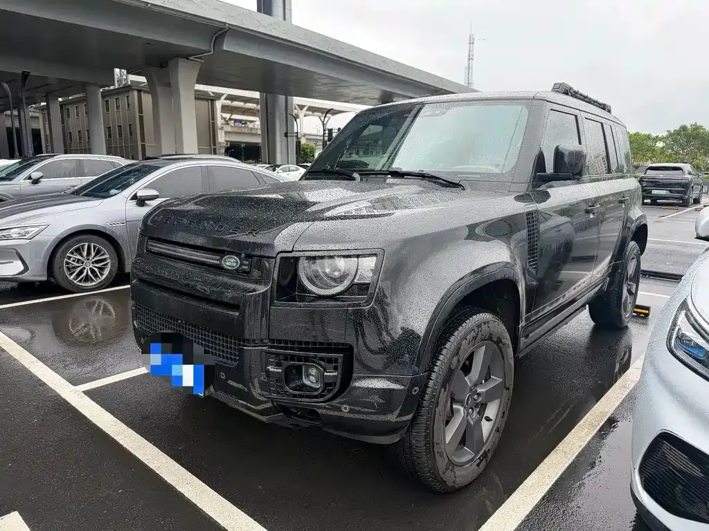 Land Rover Defender — фото 1