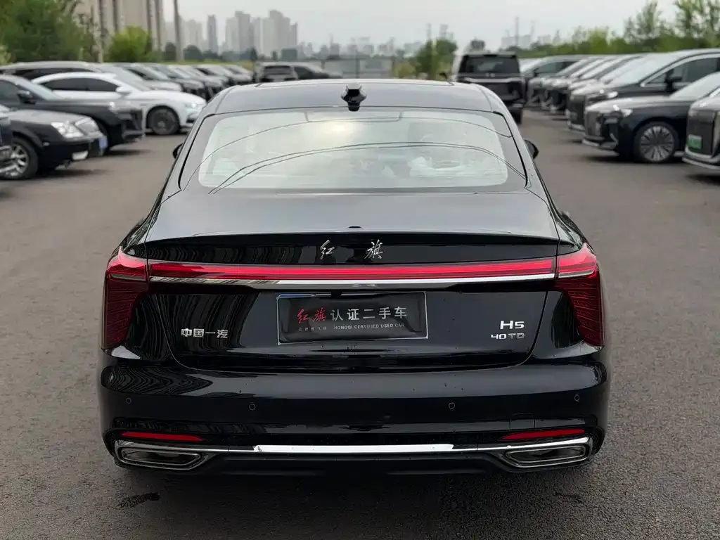 Hongqi H5 — фото 7