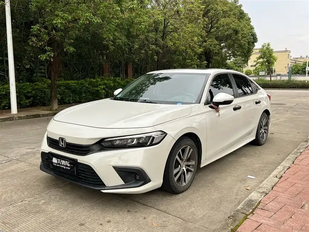 Honda Civic — фото 1