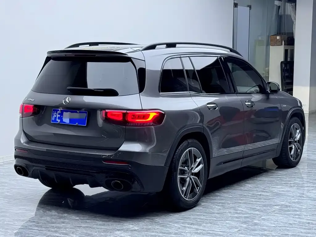 Mercedes-Benz GLB AMG — фото 10