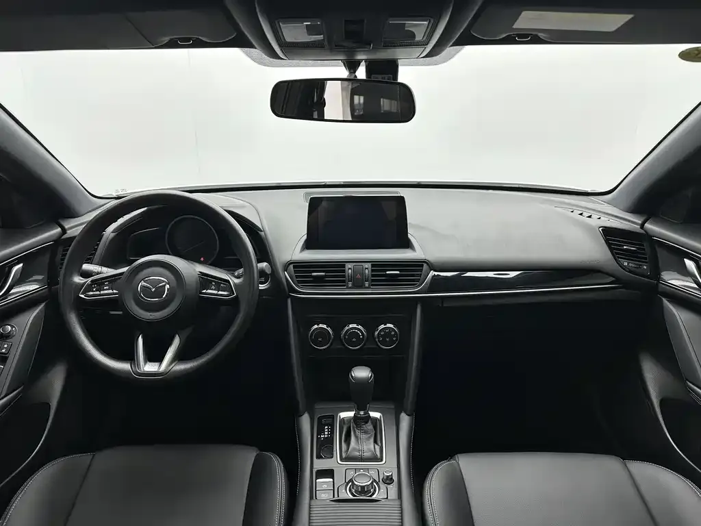 Mazda CX-4 — фото 4