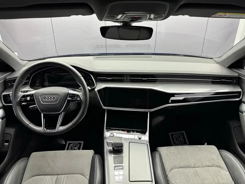 Audi A6L — фото 2