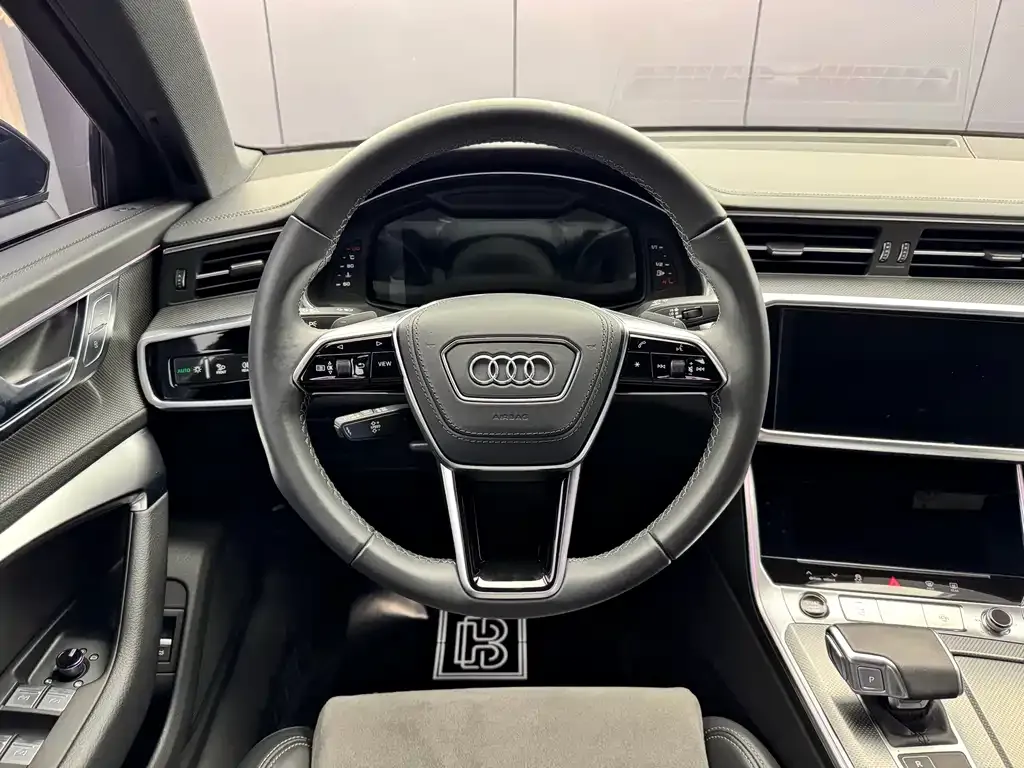 Audi A6L — фото 5
