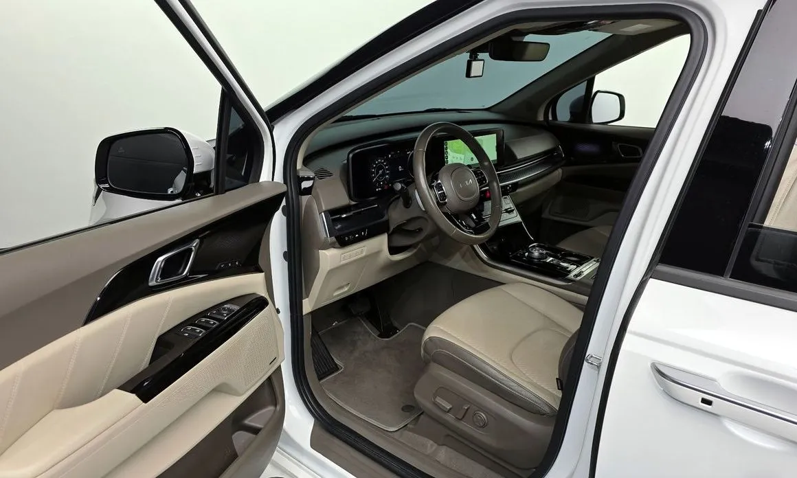 Kia Carnival — фото 2